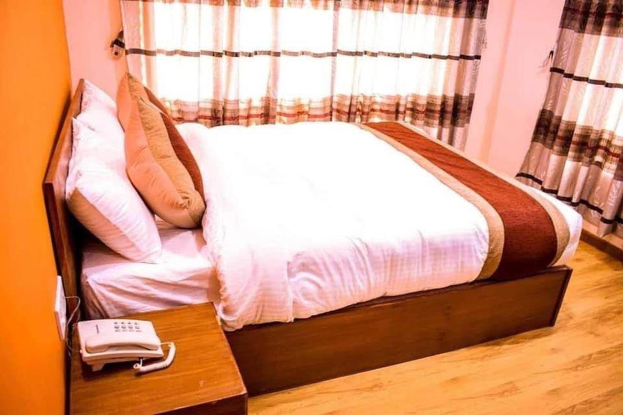 Kathmandu Peace Hotel Εξωτερικό φωτογραφία